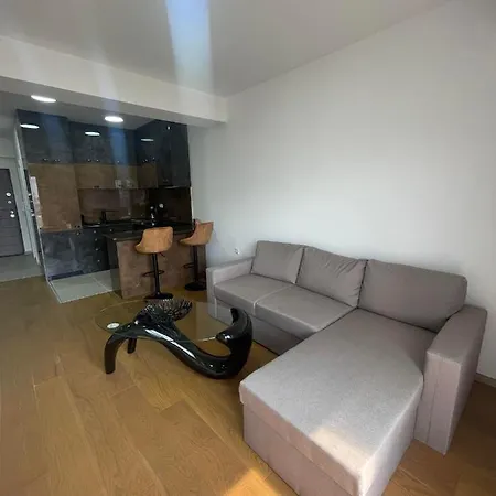 Apartament Lazar